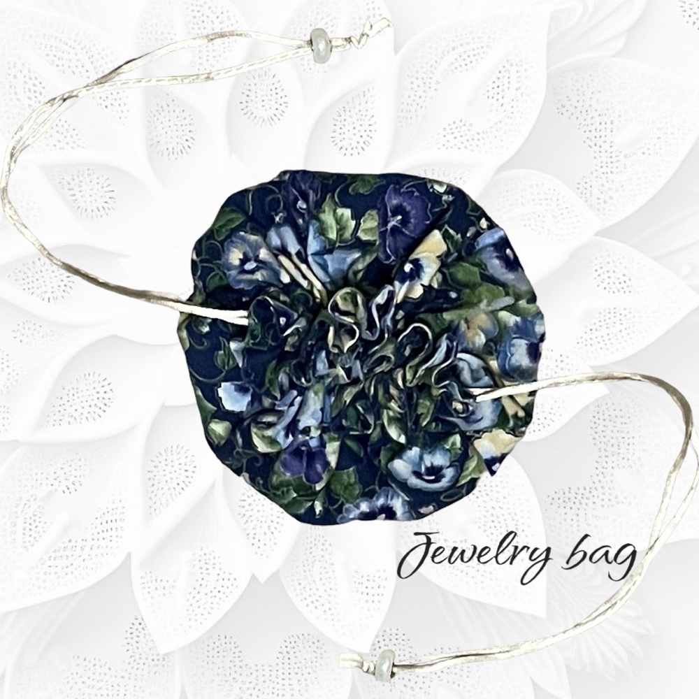 Women’s Handmade Floral Jewelry Travel Pouch With Drawstring